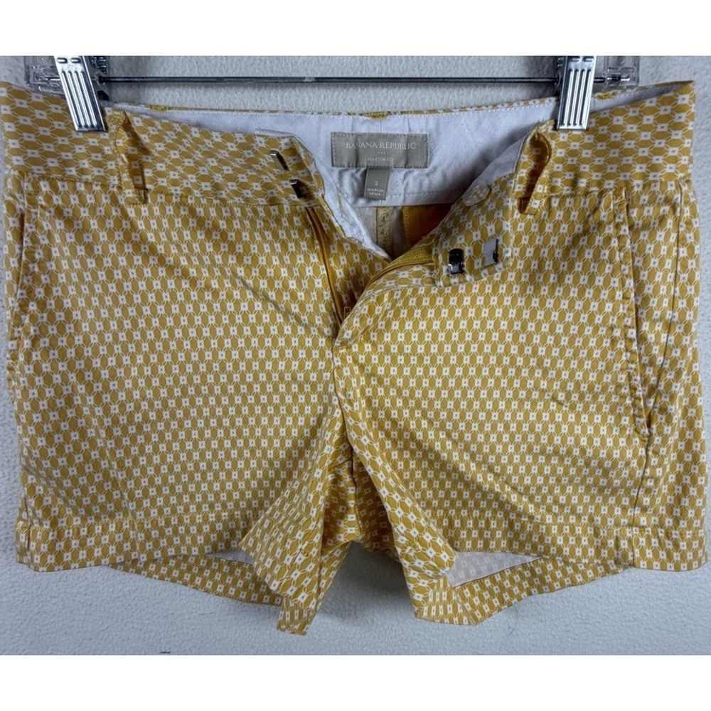 Banana Republic Women's Sx 2 Yellow White Geometric Diamond‎ Print Shorts